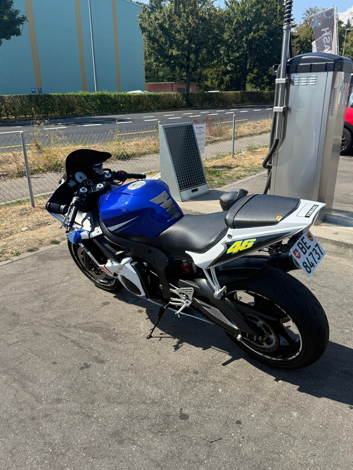 Yamaha YZF-R6 25kW Motorrad zu verkaufen YAMAHA YAMAHA YZF-R6 (25kW)