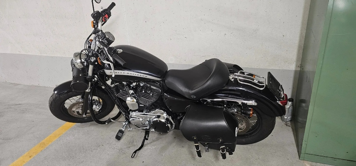 HARLEY-DAVIDSON XL 1200 C Sportster Custom ABS