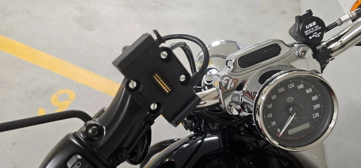 HARLEY-DAVIDSON XL 1200 C Sportster Custom ABS