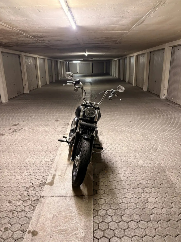 HARLEY-DAVIDSON FXDB Dyna Street Bob 103 ABS
