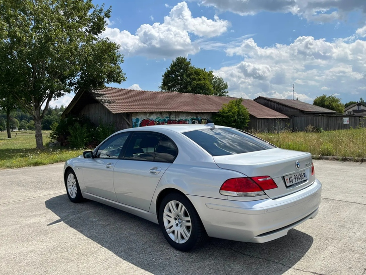 Luxuriöser BMW 760Li V12 zu verkaufen BMW BMW 7er Reihe E66 760Li V12