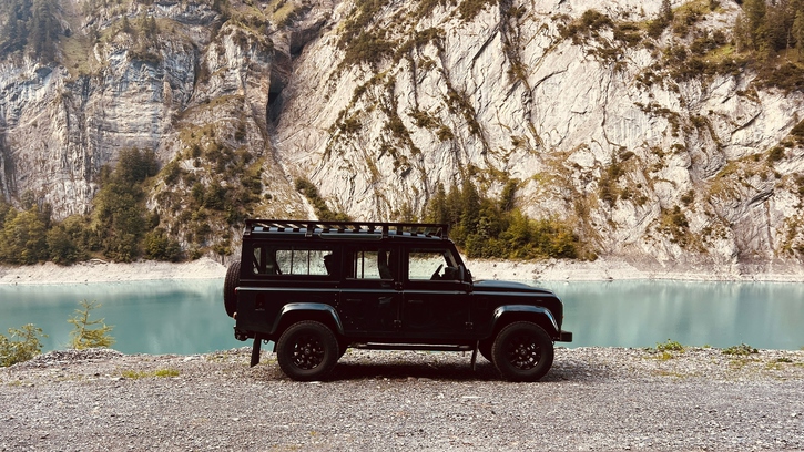 Land Rover Defender 110 2.2 TD4 SW SE in Top-Zustand Land Rover Land Rover Defender 110 2.2 TD4 SW SE