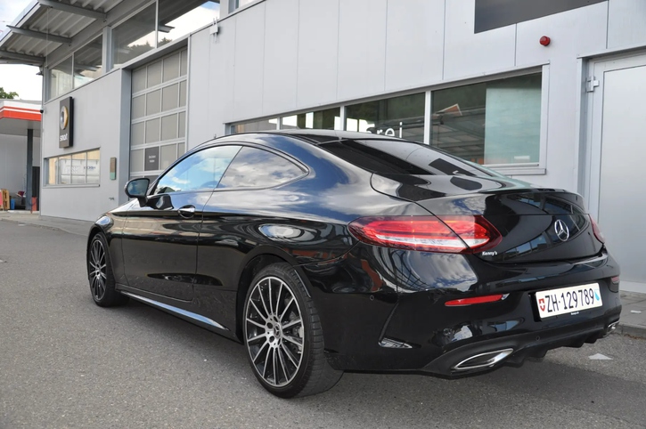 Mercedes C300 AMG Line 4matic â Sportliches Coupé Mercedes-Benz Mercedes-Benz C-Klasse C205 Coupé C 300 AMG Line 4matic