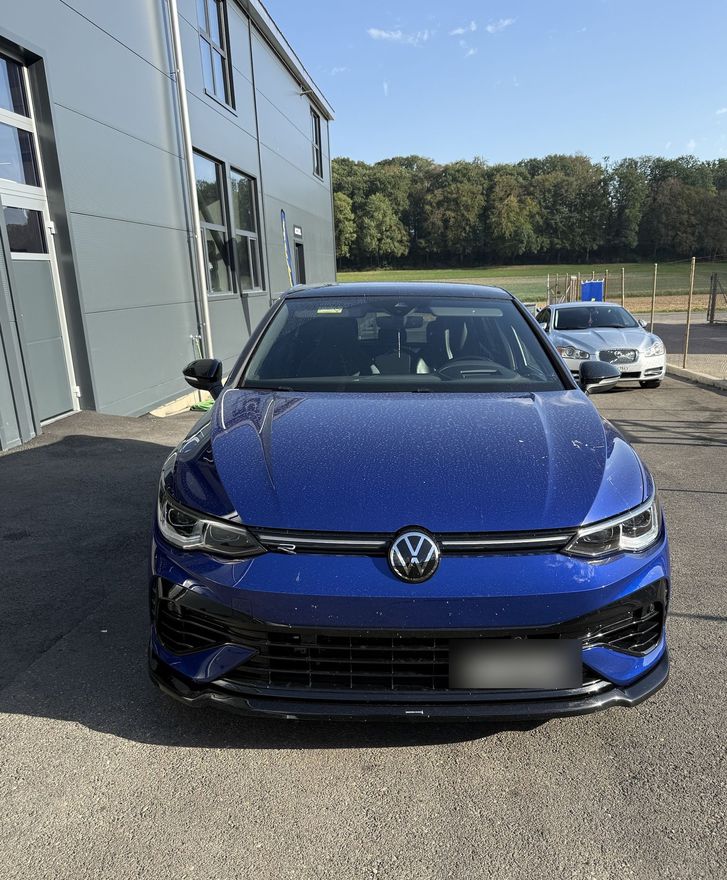 VW Golf VIII 2.0 TSI R DSG 4motion