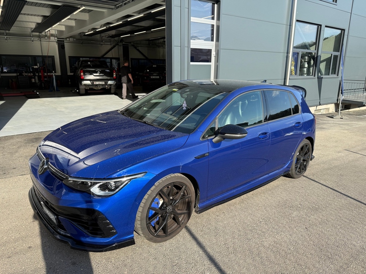 VW Golf VIII 2.0 TSI R DSG 4motion