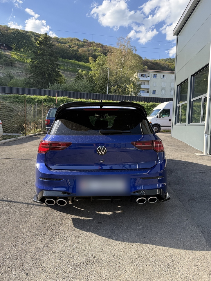 VW Golf VIII 2.0 TSI R DSG 4motion