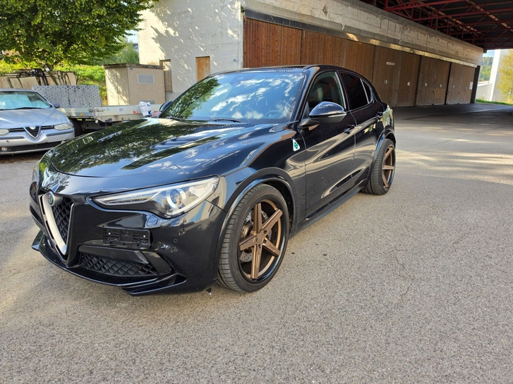 Alfa Romeo Stelvio 2.9 V6 Biturbo Q4 Quadrifoglio