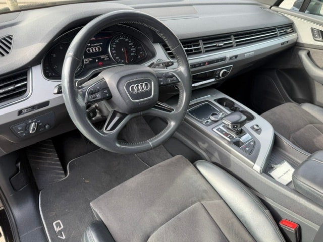 Audi Q7 3.0 V6 TDI quattro - Luxus SUV kaufen Audi Audi Q7 3.0 V6 TDI quattro T-Tronic