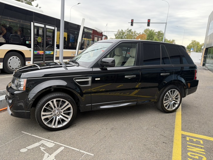 Land Rover Range Rover Sport 5.0 V8 SC Land Rover Range Rover Sport 5.0 V8 SC