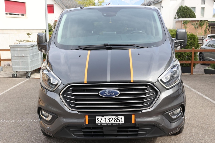 Ford Tourneo C Bus 310 L2 2.0 TDCi 170 Titanium Ford Tourneo C Bus 310 L2 2.0 TDCi 170 Titanium