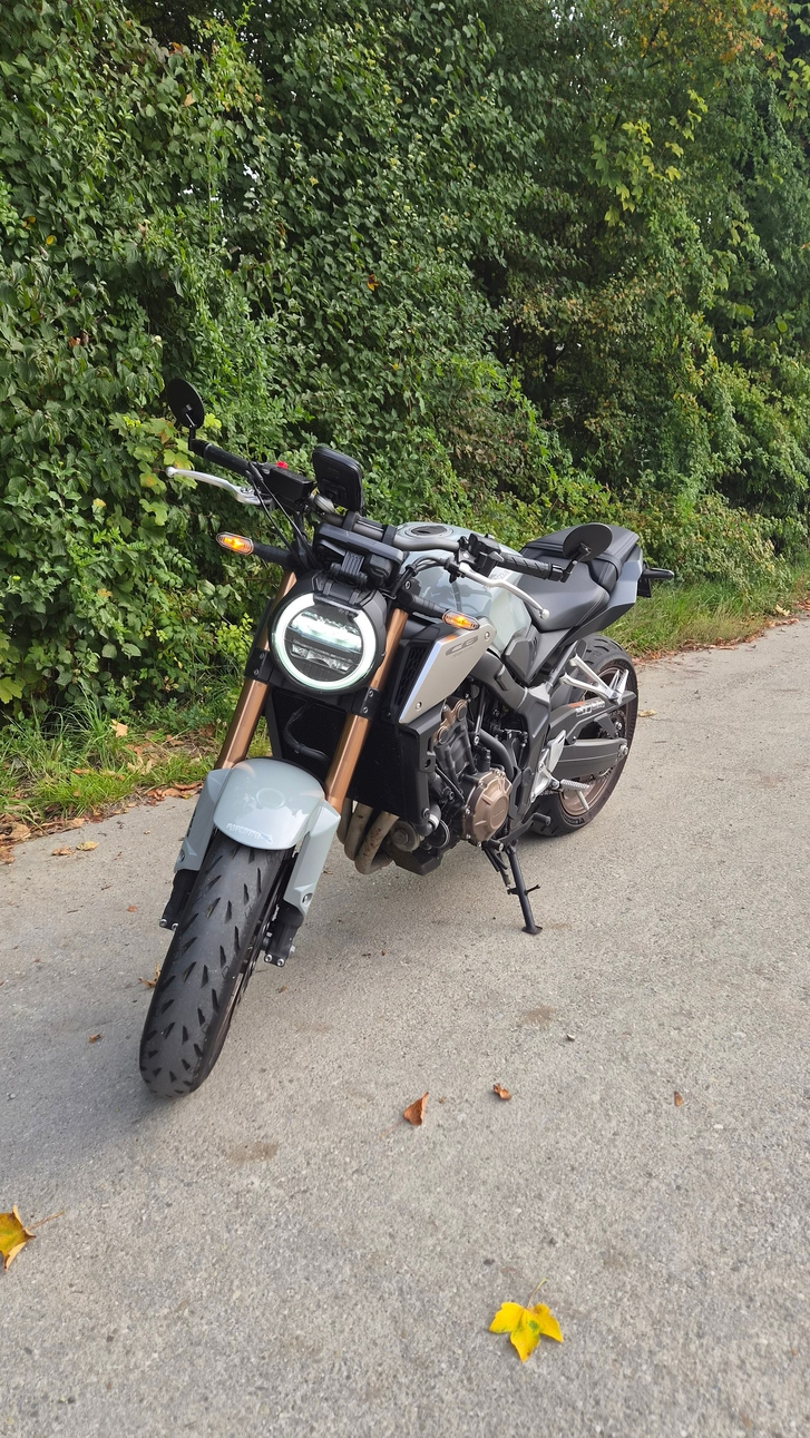Honda CB650R - Top Zustand, wenig Kilometer HONDA HONDA CB 650 RA