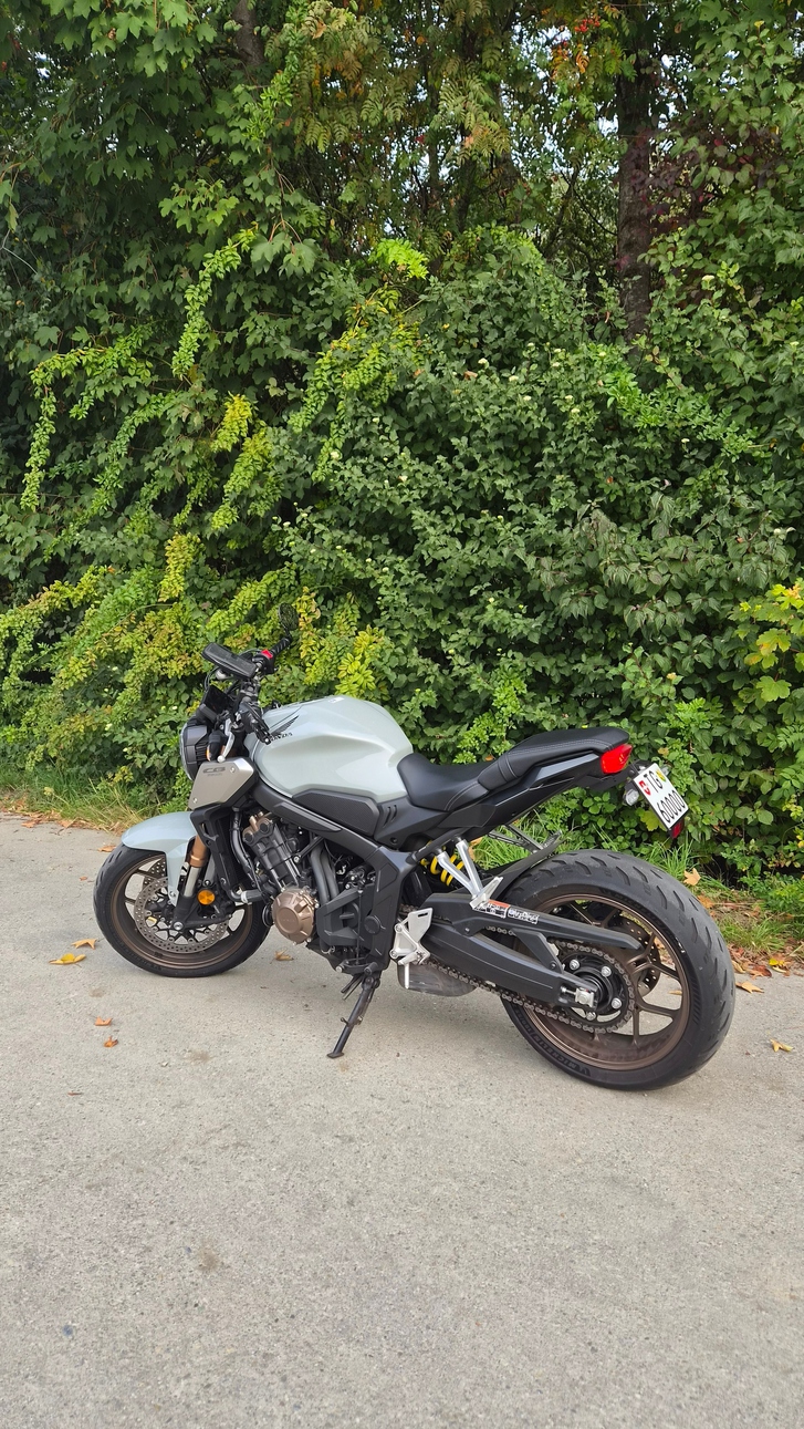 Honda CB650R - Top Zustand, wenig Kilometer HONDA HONDA CB 650 RA