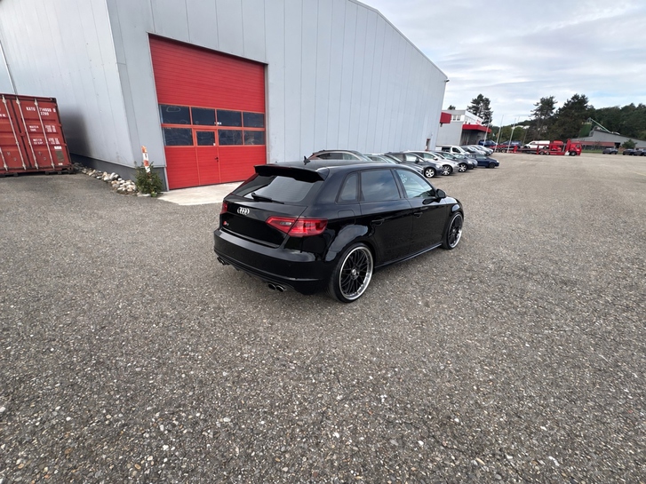 Audi S3 2.0 TFSI quattro S-Tronic, gepflegt Audi Audi S3 2.0 T FSI quattro S-Tronic
