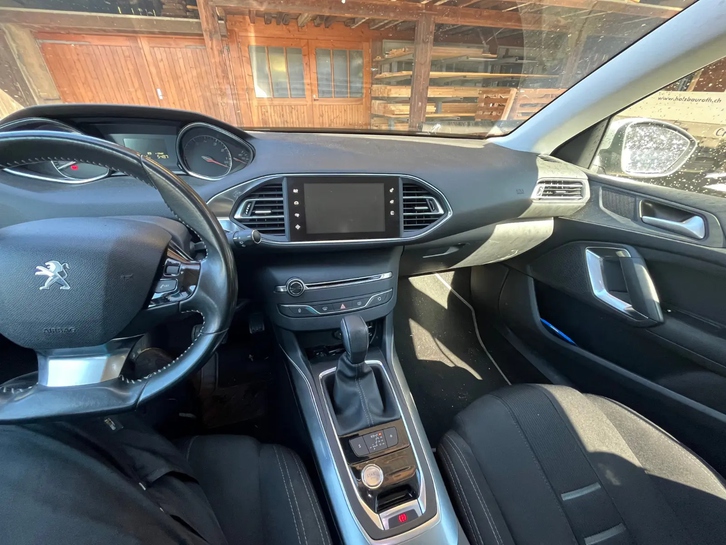 Peugeot 308 SW 1.2 PureTech 130 Active S/S