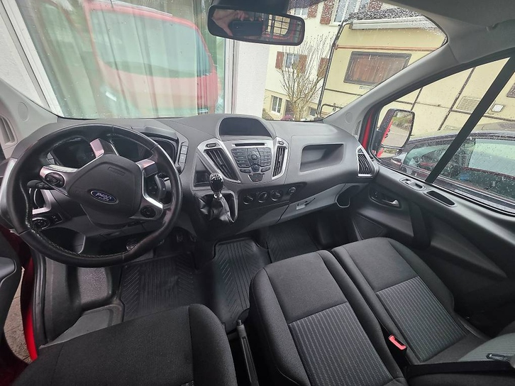 Ford Transit Custom 2.0 TDCi Van im Top-Zustand Ford Ford Transit Custom 2.0 TDCi Van 310 L1H1