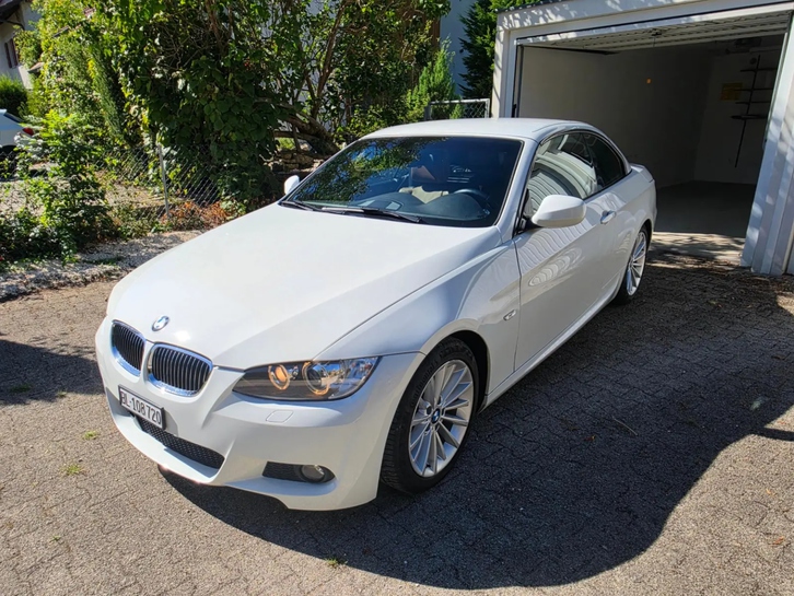 BMW 3er Cabriolet 325i in Weiss - Traumzustand BMW BMW 3er Reihe E93 Cabriolet 325i