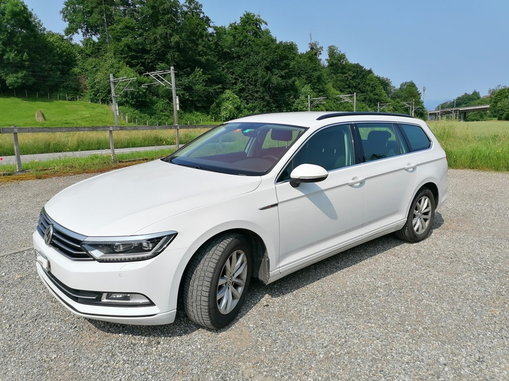 VW Passat 2.0 TDI 190 SCR Comfl. DSG 4m VW Passat 2.0 TDI 190 SCR Comfl. DSG 4m