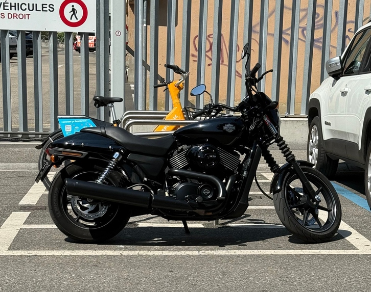 HARLEY-DAVIDSON XG 750 Street