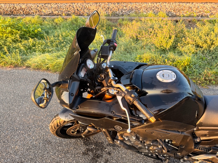 YAMAHA FZ 8  FAZER ABS