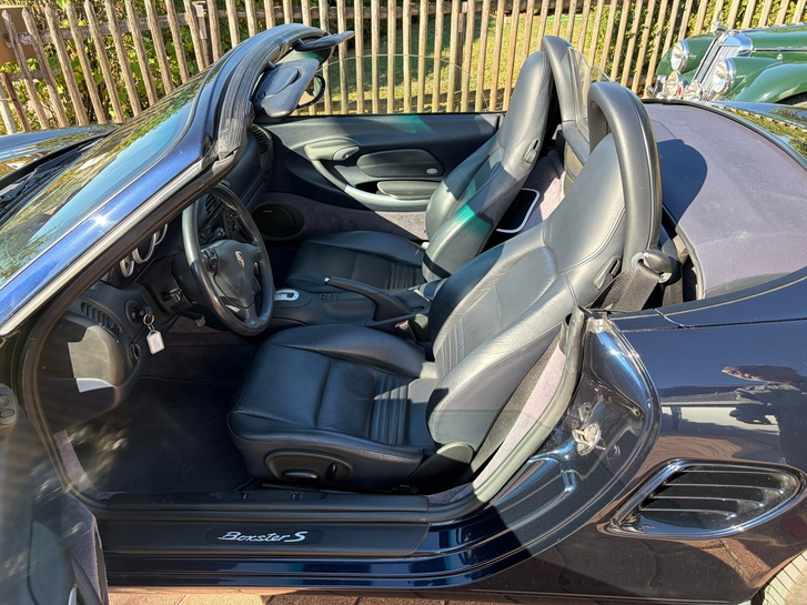 Porsche Boxster 3.2 S Tiptronic - Luxus Roadster in Top Zustand Porsche Porsche Boxster 3.2 260 S Tiptronic
