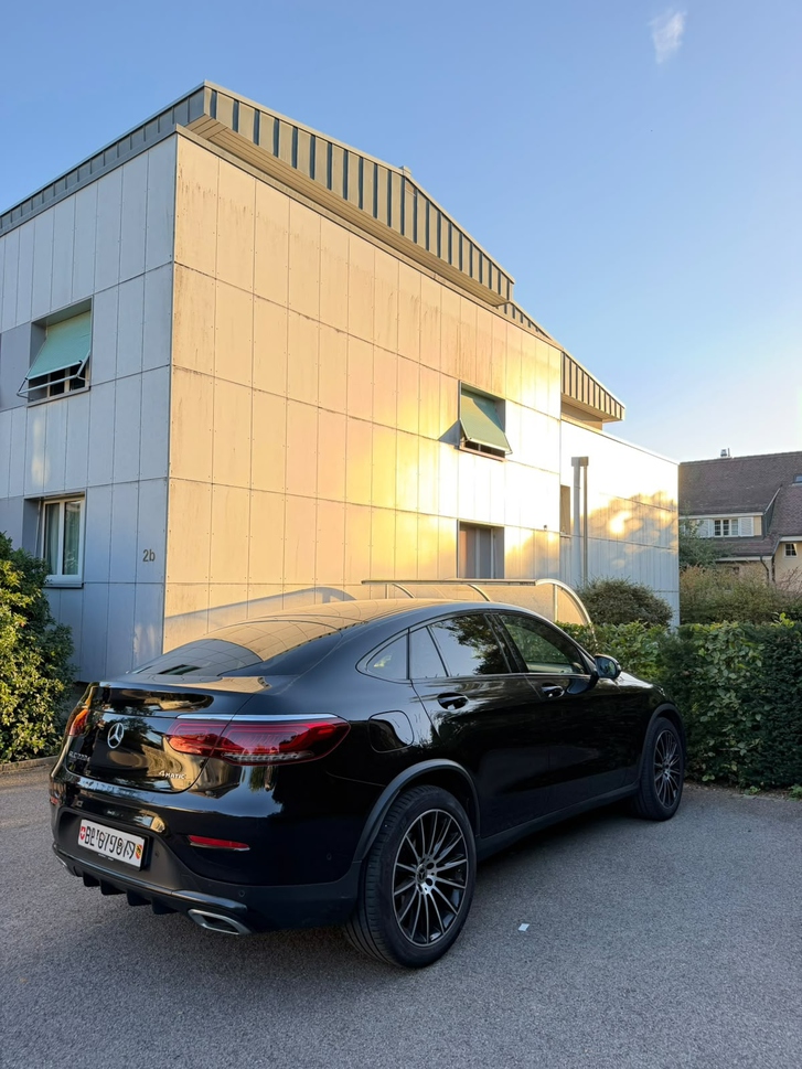 Mercedes GLC 220 d AMG Line â Luxus SUV Schweiz Mercedes-Benz Mercedes-Benz GLC-Klasse X253 GLC 220 d AMG Line 4m