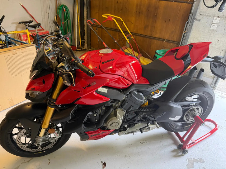 DUCATI Streetfighter V4 S - Top Zustand, viele Extras DUCATI DUCATI Streetfighter V4 S