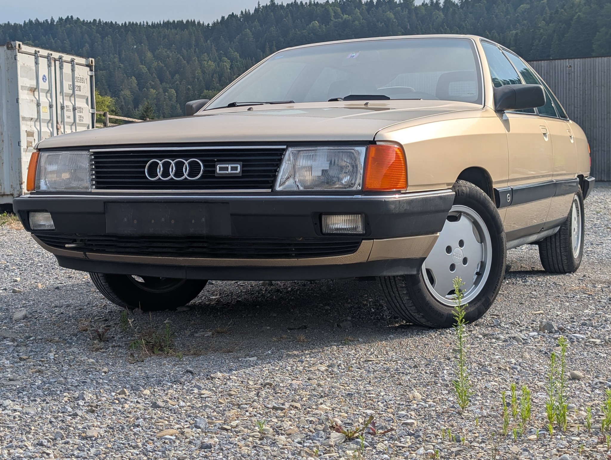 Audi 100 2,3 E Youngtimer - Automatik, Rostfrei Audi 100 2,3 E Youngtimer - Automatik, Rostfrei