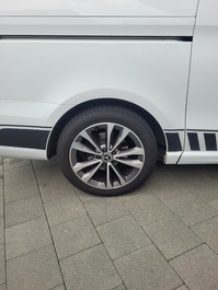 Mercedes benz vito mit sportpacket 8 fach bereift Mercedes benz vito mit sportpacket 8 fach bereift