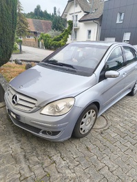 B200, 2006, Sportstourer ,horizontblau