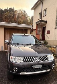 Mitsubishi L200 Pickup Automat BJ2011 frisch ab MFK